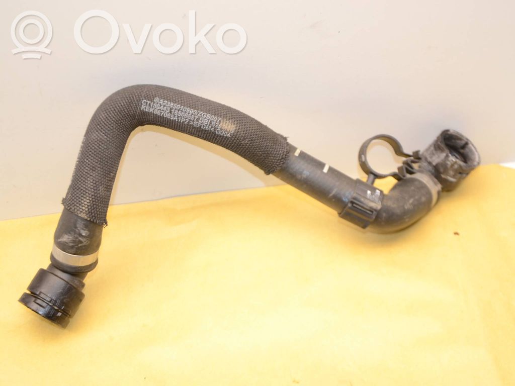 Mercedes-Benz GLC X253 C253 Engine coolant pipe/hose 