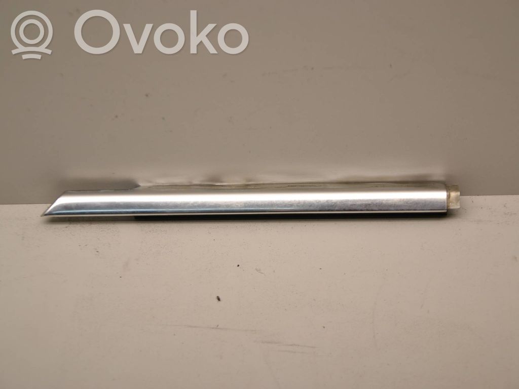 BMW 5 GT F07 Etuoven lasin muotolista 