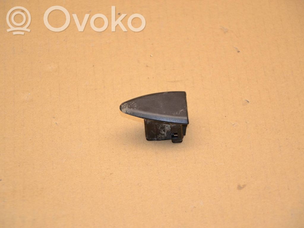 Osłona drzwi tylnych samochodów dostawczych   8Y0837167A,11439