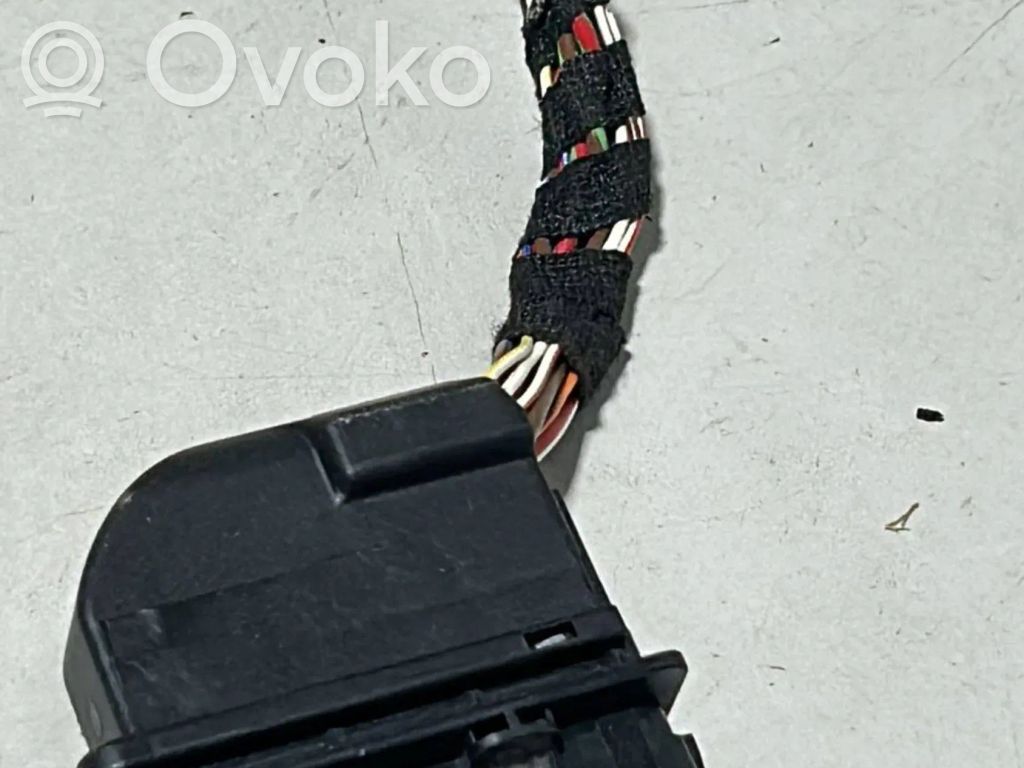 Skoda Octavia Mk3 (5E) Rear door wiring loom 
