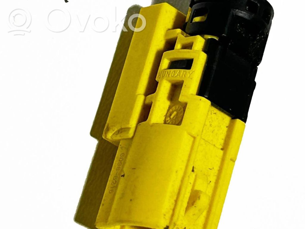 Volkswagen PASSAT B7 Other relay 