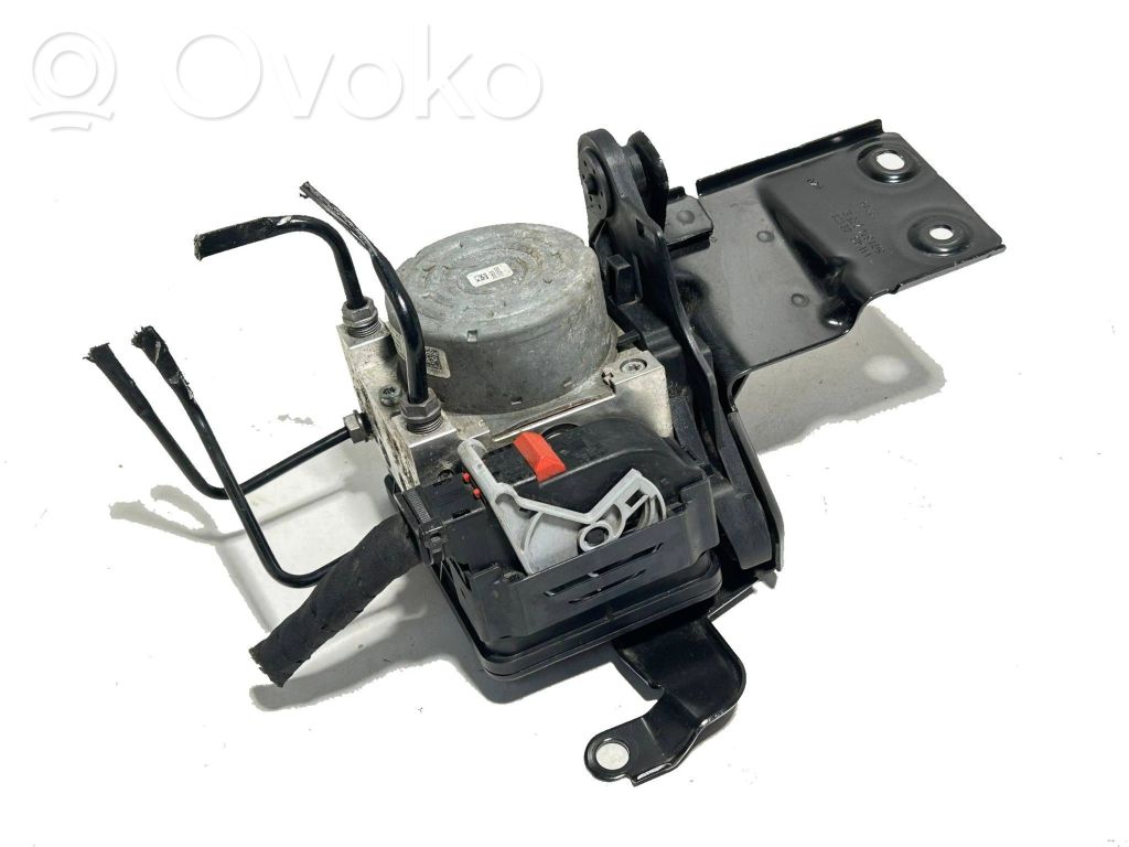 Volkswagen Golf VII ABS Pump 