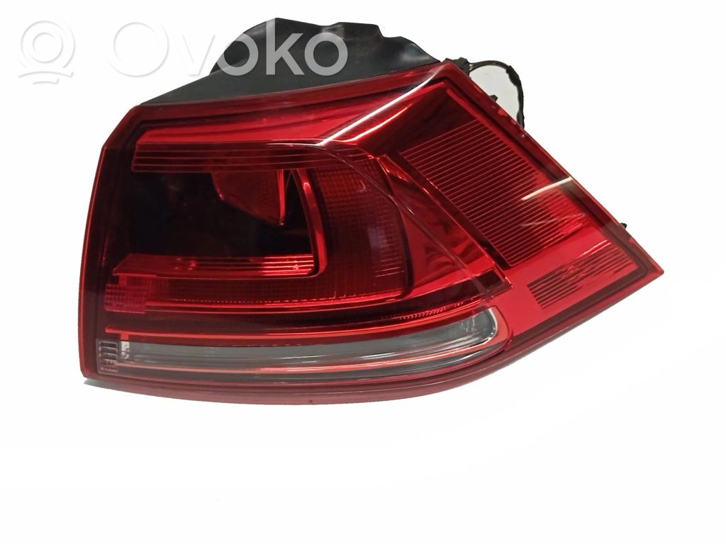 Volkswagen Golf VII Lampa tylna 