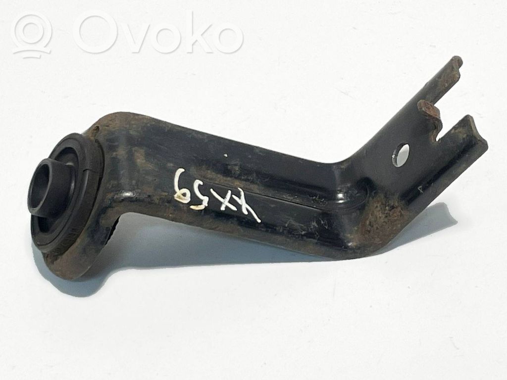 Toyota Verso Radiator mount bracket 