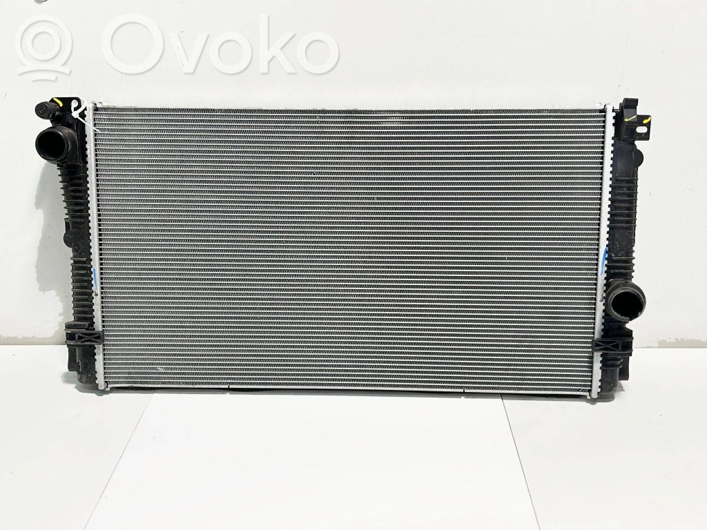 BMW 3 G20 G21 Coolant radiator 