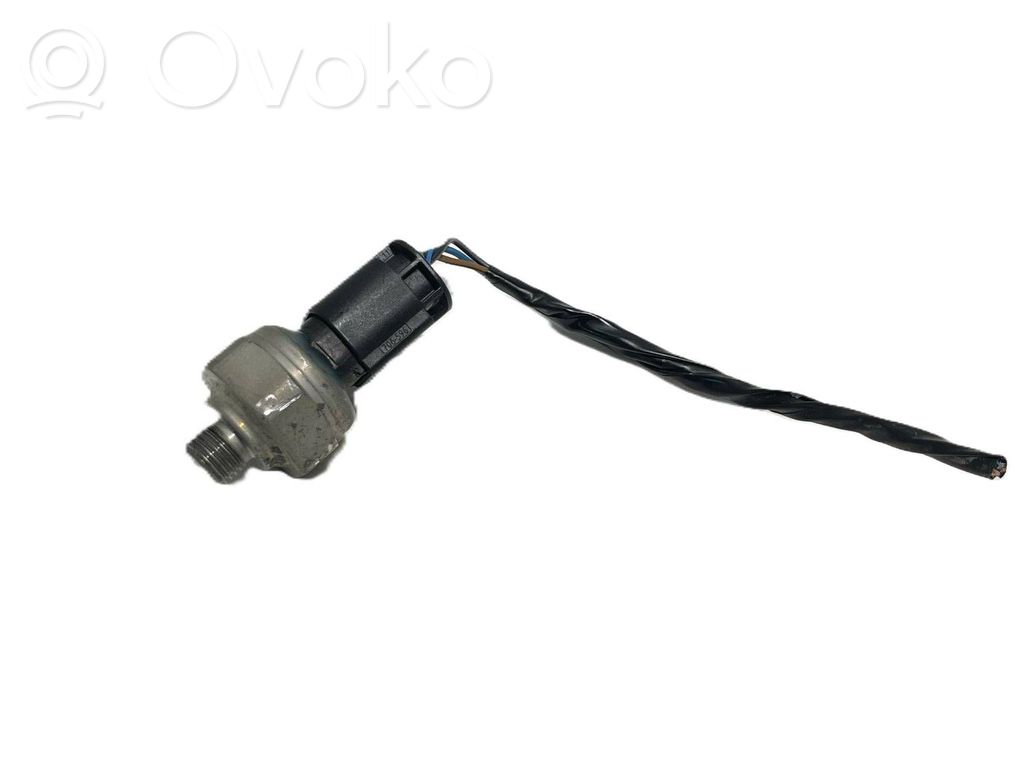 BMW 3 G20 G21 Air conditioning (A/C) pressure sensor 