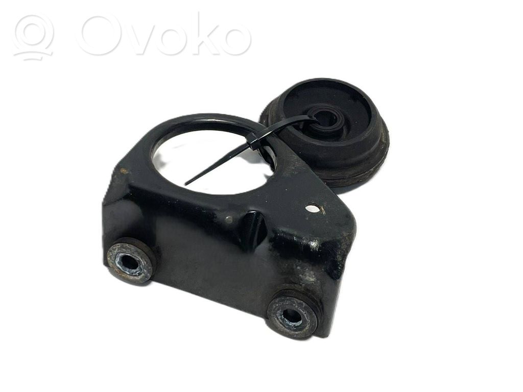 Uchwyt / Mocowanie chłodnicy   282732R100,32869