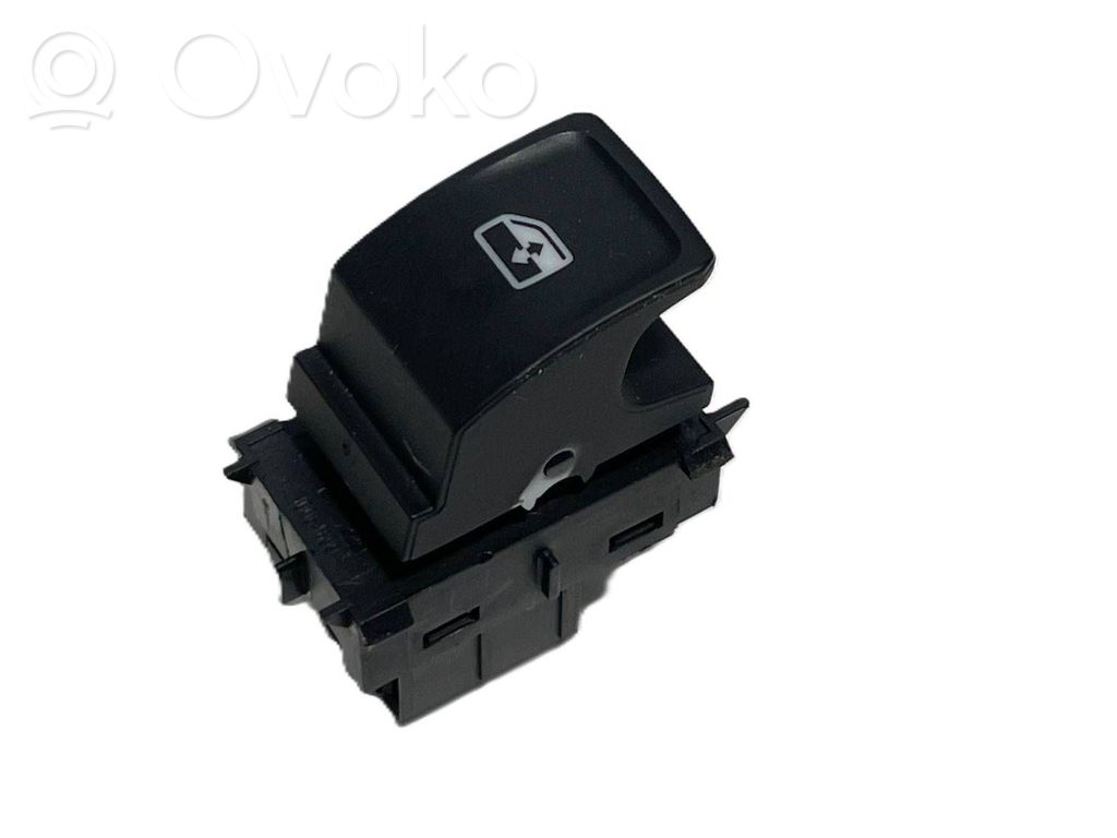 Volkswagen PASSAT B8 Electric window control switch 