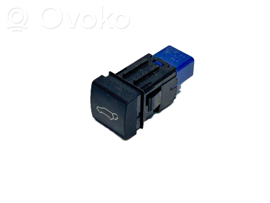 Przełącznik / Przycisk otwierania klapy bagażnika   8496642010,36418