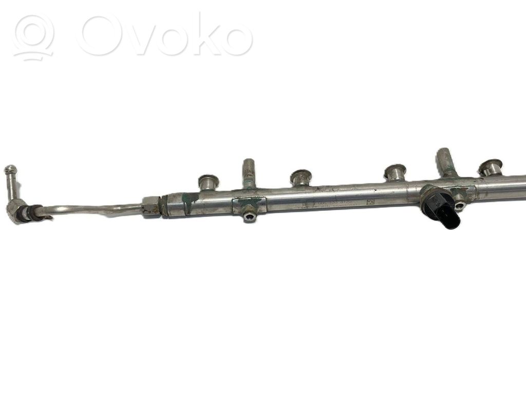 Volkswagen PASSAT B8 Fuel main line pipe 