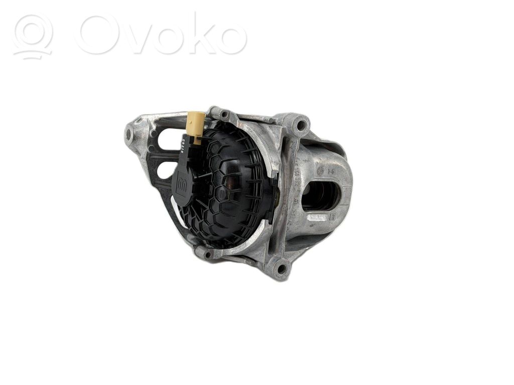 Audi Q5 SQ5 8R Engine mount bracket 