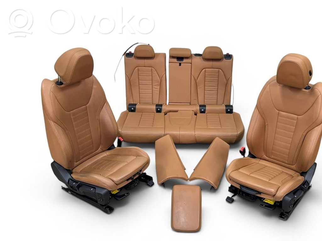 Interior set   50956