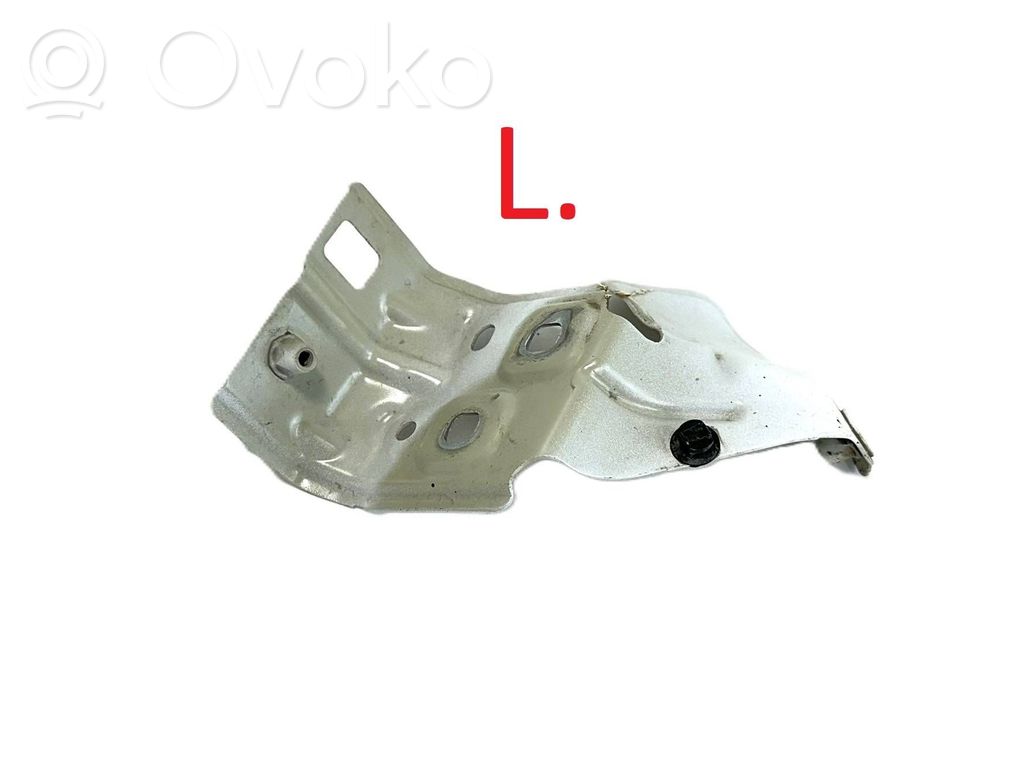 Mercedes-Benz A W177 Uchwyt / Mocowanie błotnika przedniego 