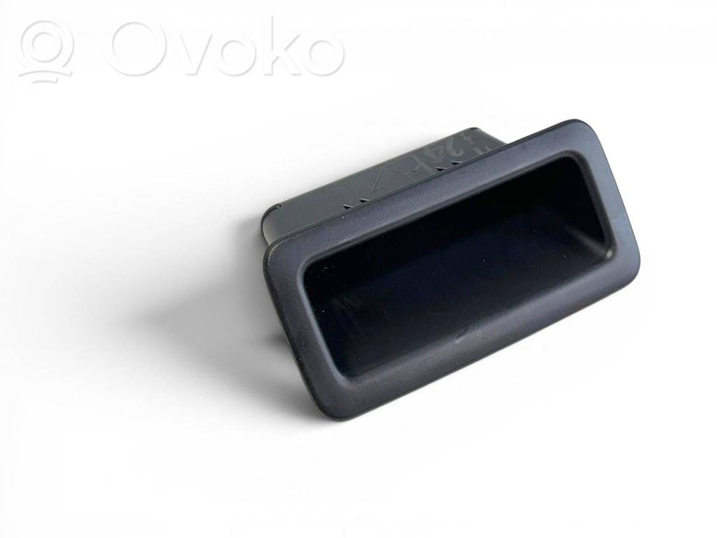 Inne części wnętrza samochodu   KB7W68966,K3006,52910