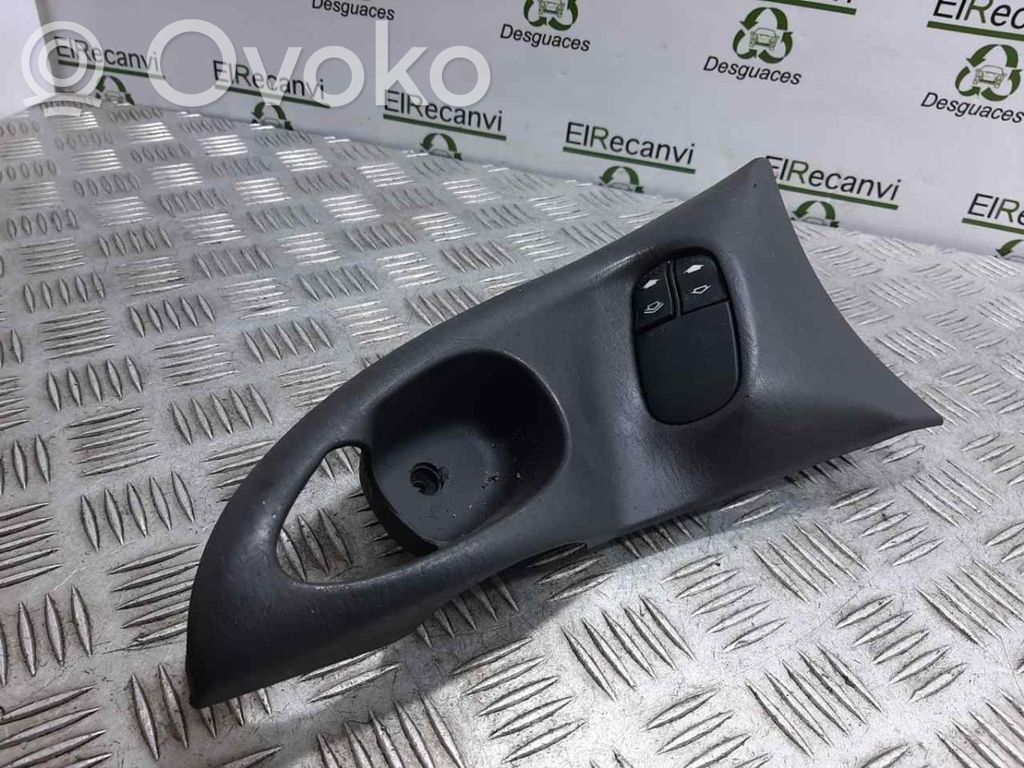 Ford Focus Electric window control switch 