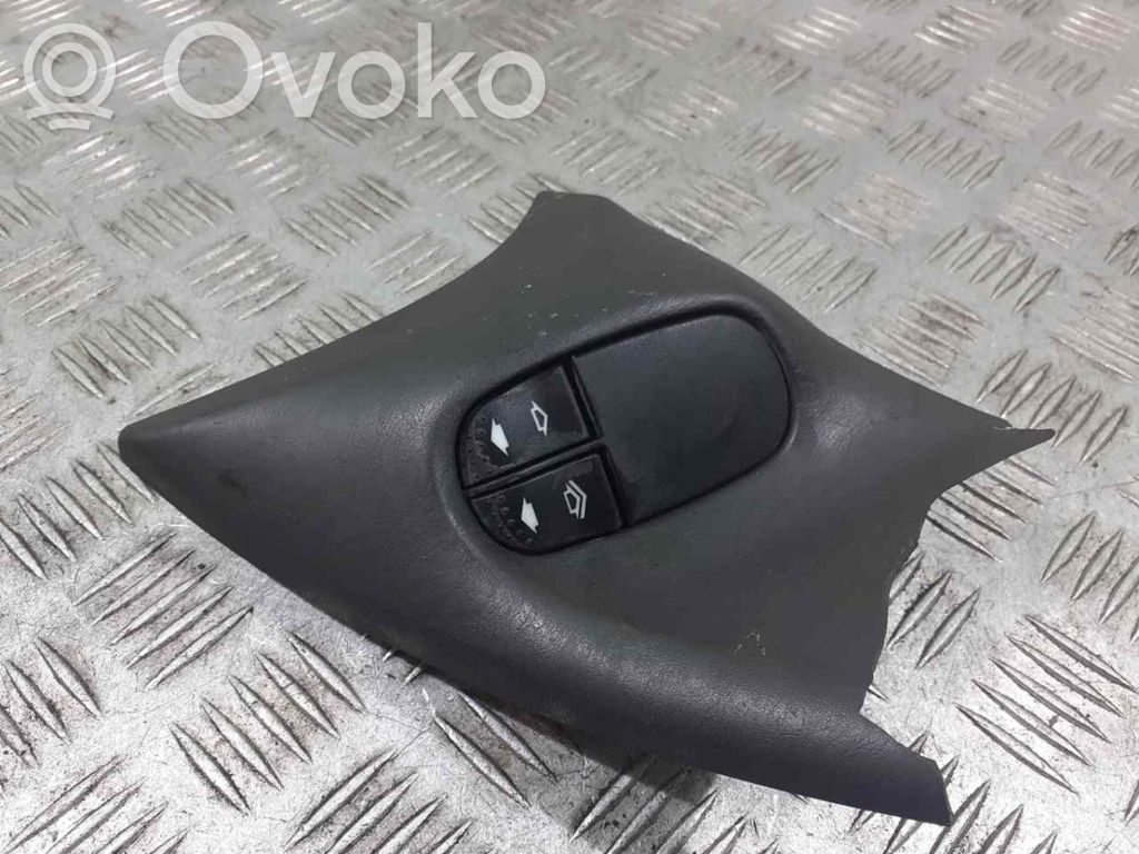 Ford Focus Electric window control switch 