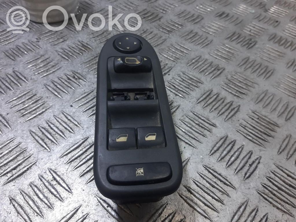 Citroen C5 Electric window control switch 