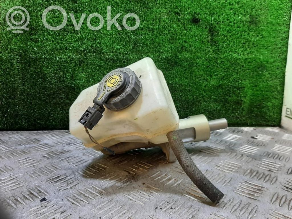 Bomba de freno   03350886541