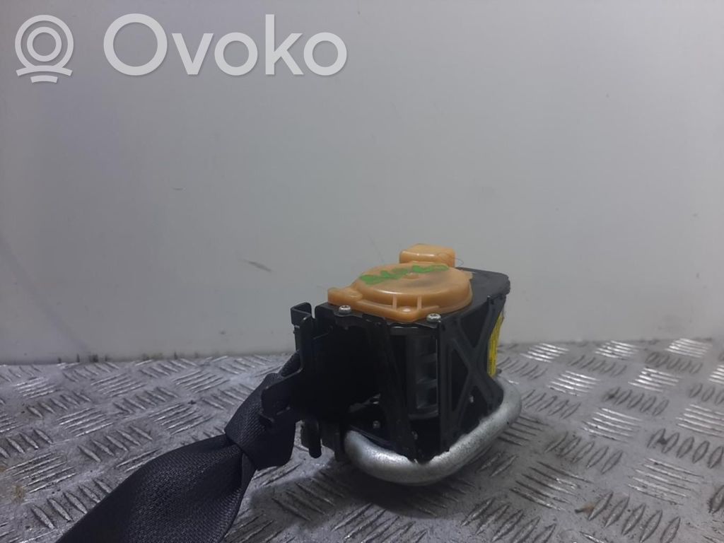 Nissan Note (E11) Front seatbelt 