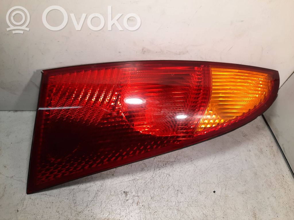 Rear/tail lights   1M5113405A,CW170R