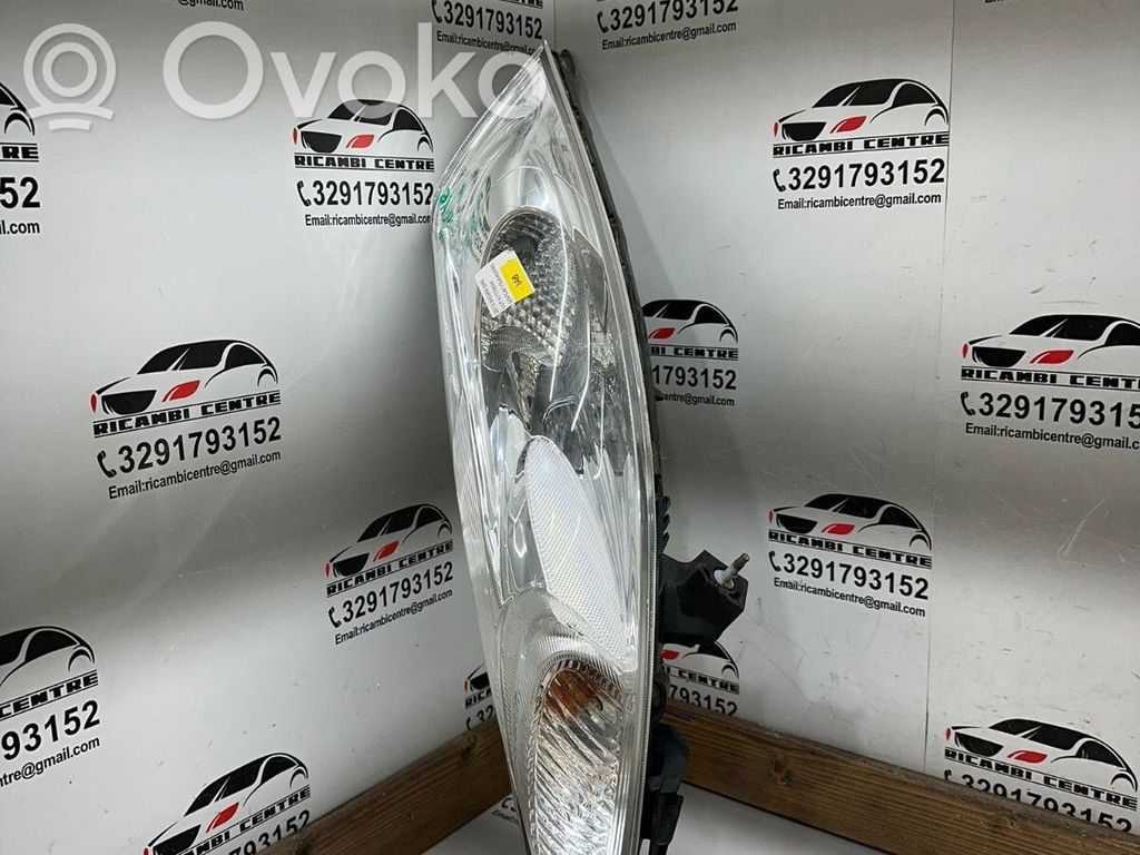 Nissan NX 100 Lampa przednia 