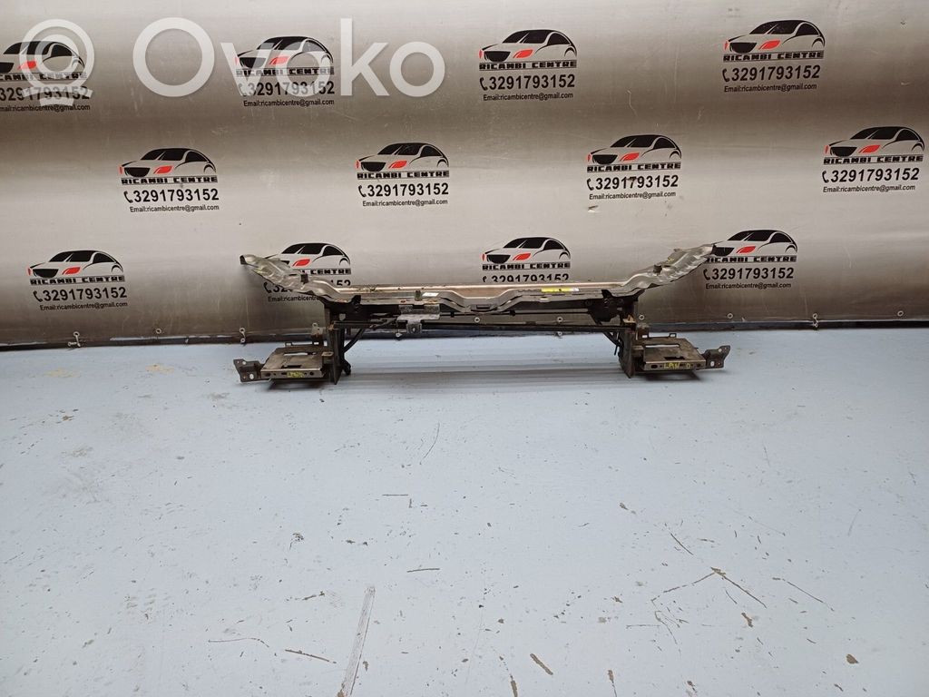 Land Rover Discovery 4 - LR4 Radiatoru panelis 