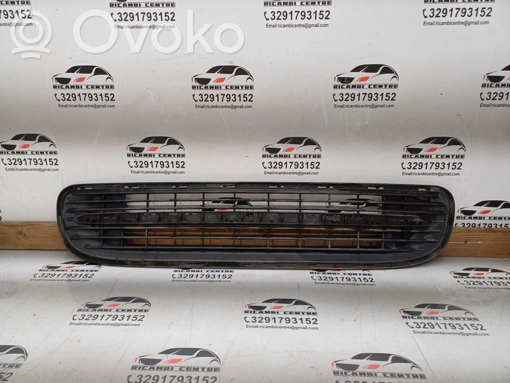 Mini One - Cooper Clubman R55 Front grill 