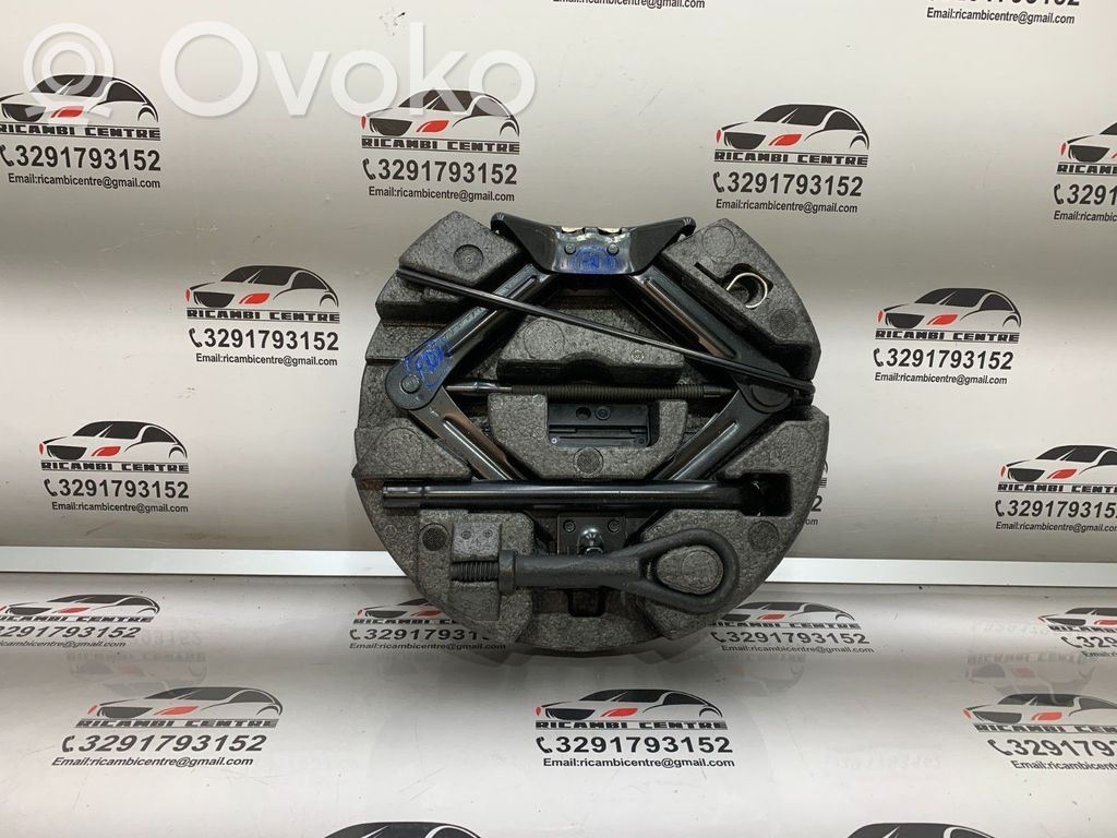 Ford Focus Lift Jack 