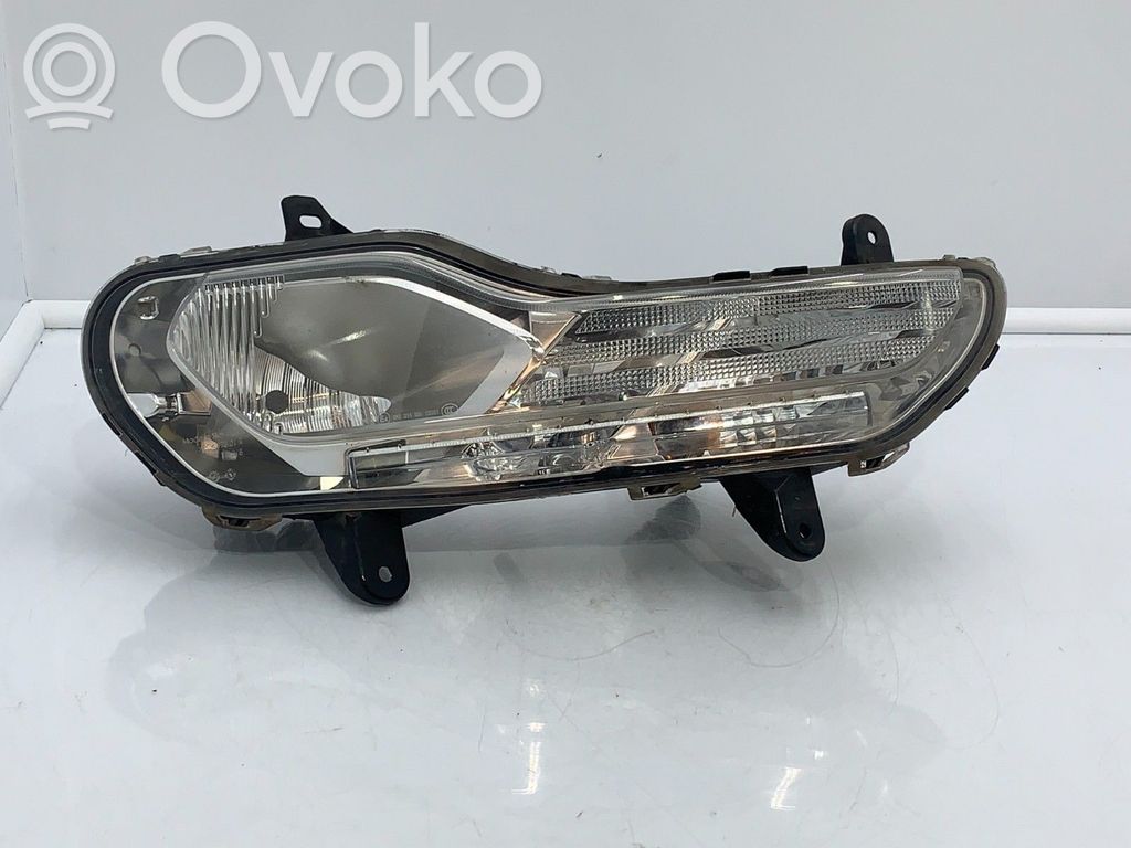 Ford Kuga I Etu-/Ajovalo 