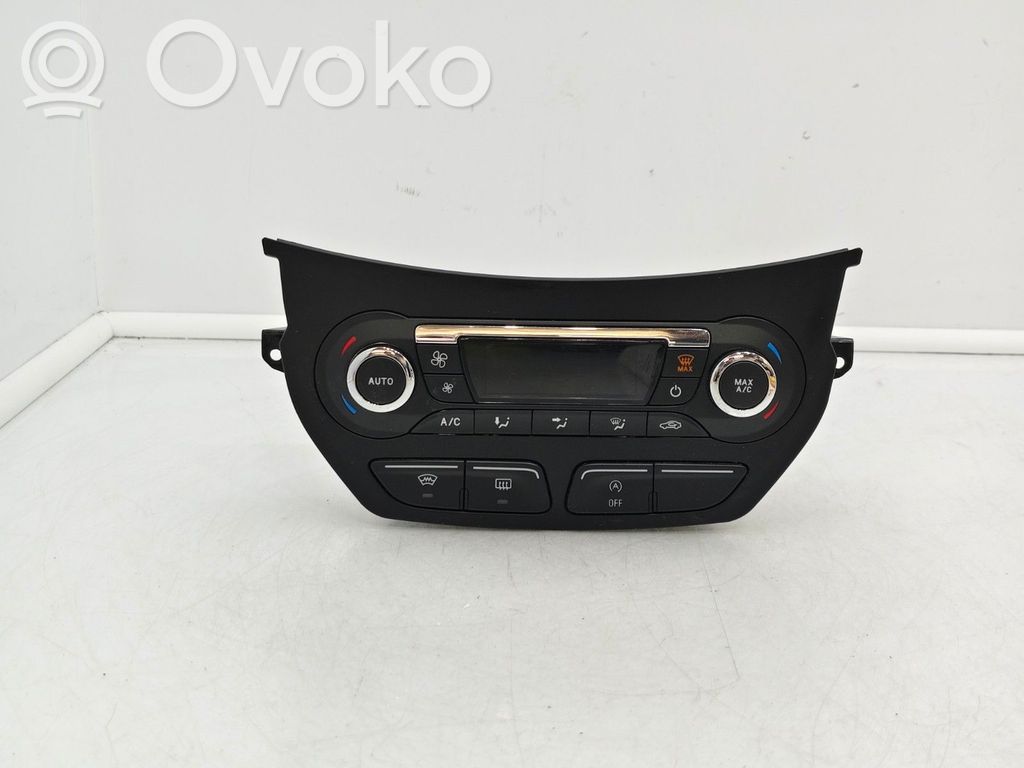 Ford C-MAX II Climate control unit 