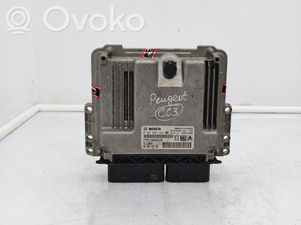 Peugeot 3008 II Engine control unit/module ECU 