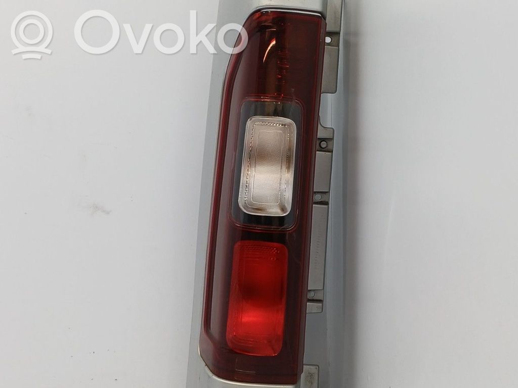 Opel Vivaro Rear/tail lights 