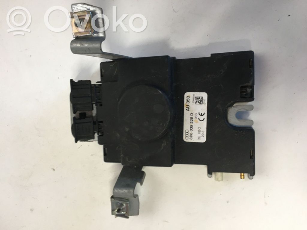 Audi A3 S3 8P Aerial antenna amplifier 