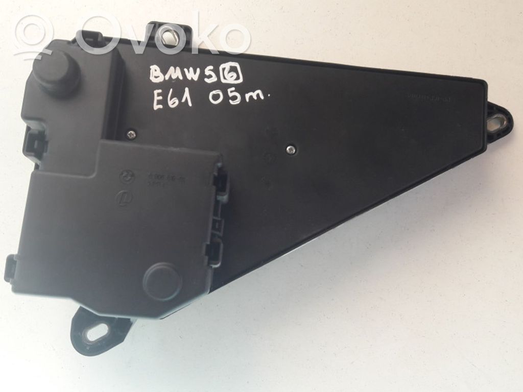 BMW 5 E60 E61 Fuse module 