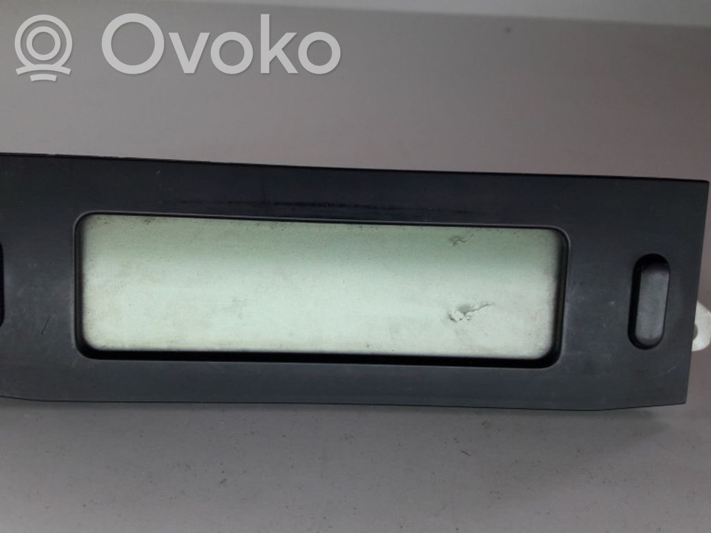 Peugeot 807 Screen/display/small screen 