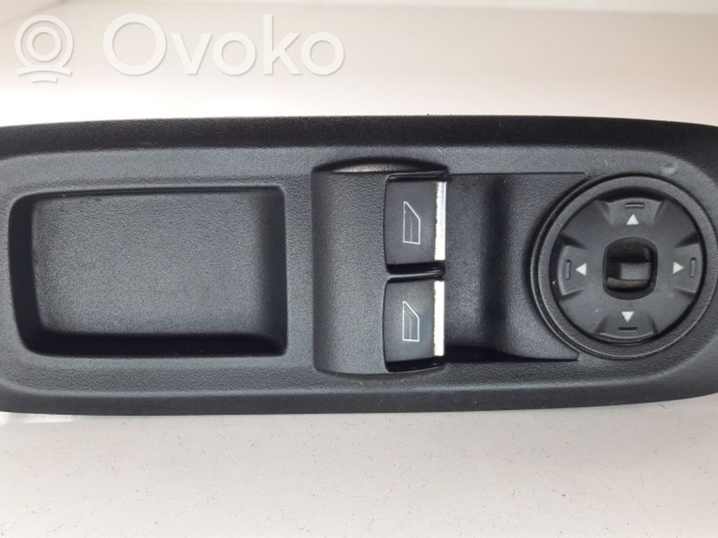 Ford Mondeo MK IV Electric window control switch 
