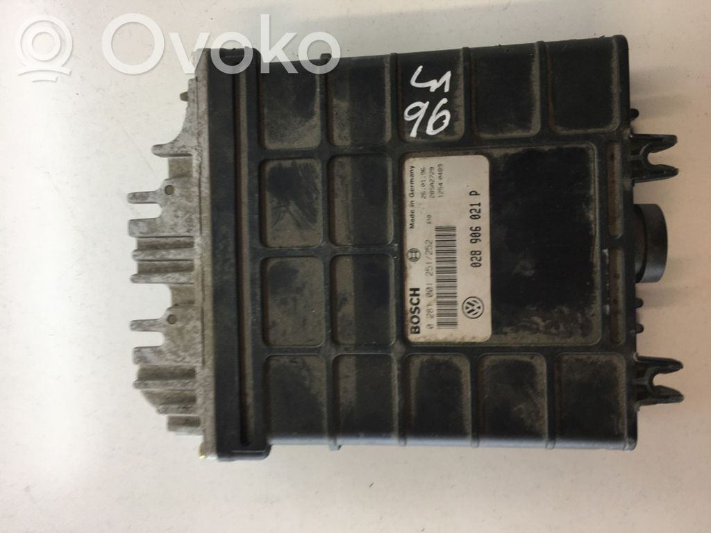 Volkswagen Sharan Engine control unit/module 