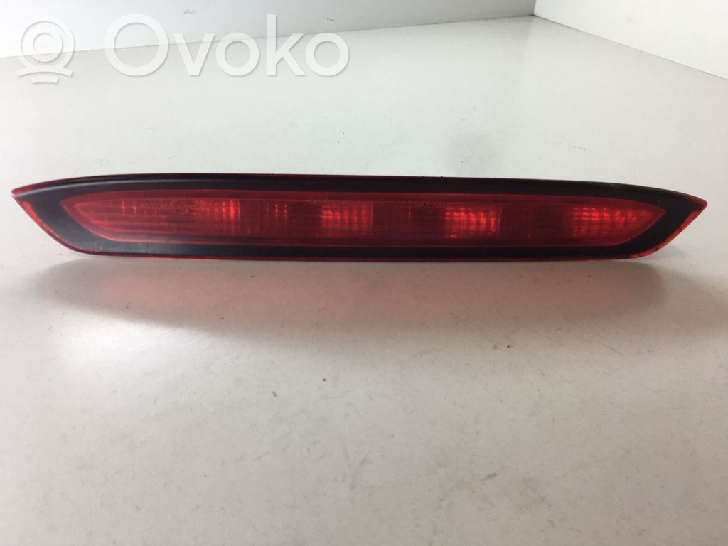 Toyota Corolla Verso E121 Third/center stoplight 