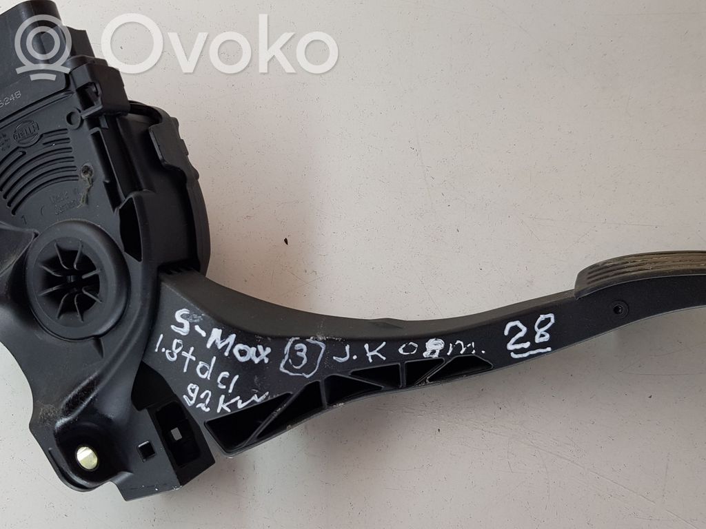 Ford S-MAX Akceleratoriaus pedalas 