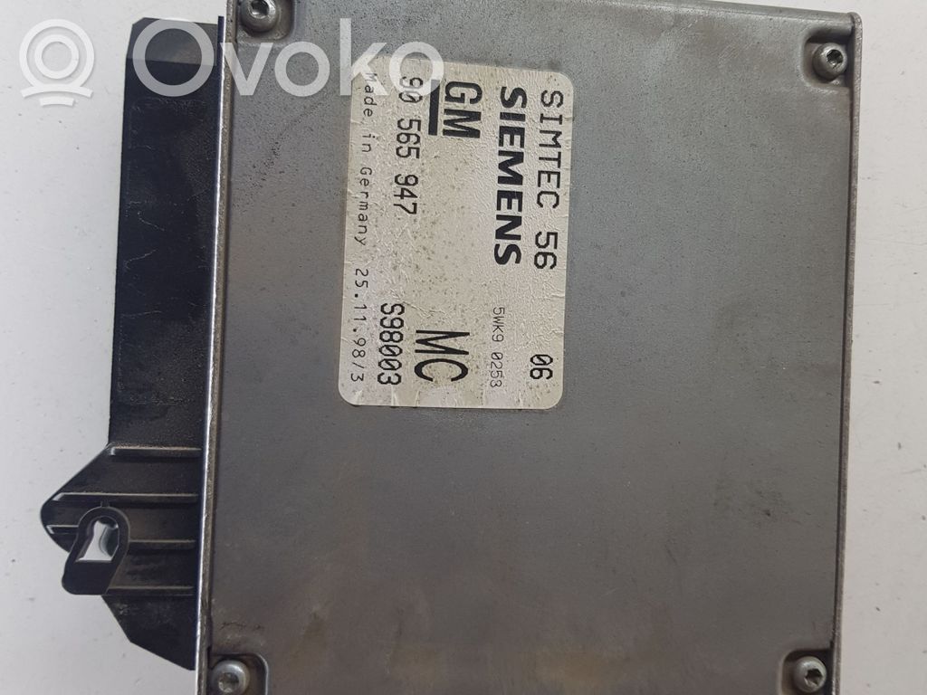 Opel Omega B2 Engine control unit/module 