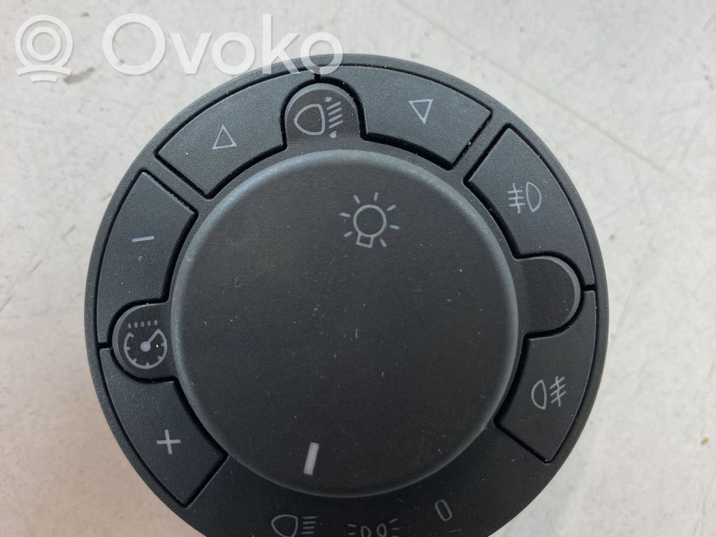 Opel Corsa D Light switch 