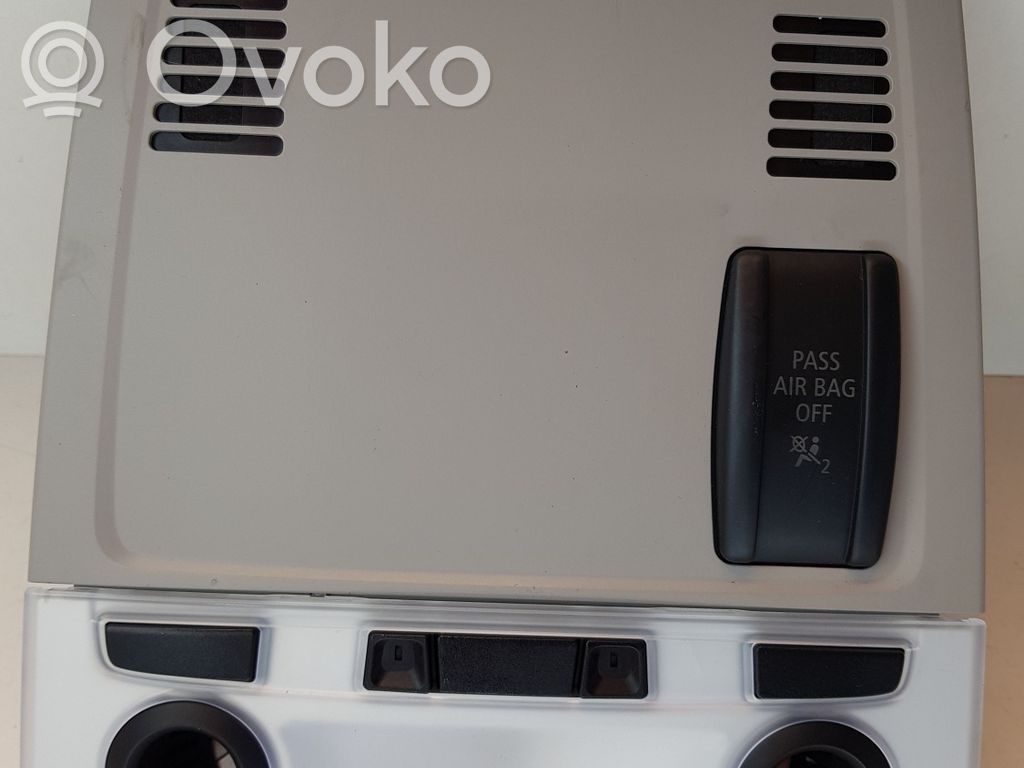 BMW X1 E84 Front seat light 