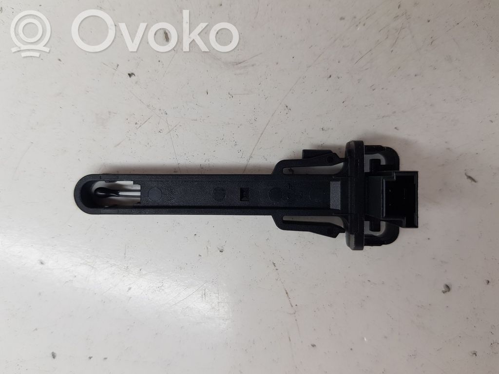 Interior temperature sensor   K7755AX3