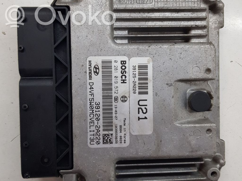 Hyundai i40 Engine control unit/module 