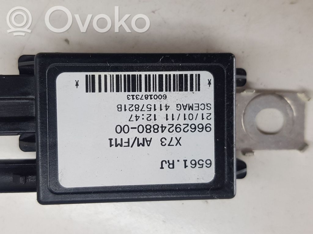 Citroen C5 Antenos stiprintuvas 