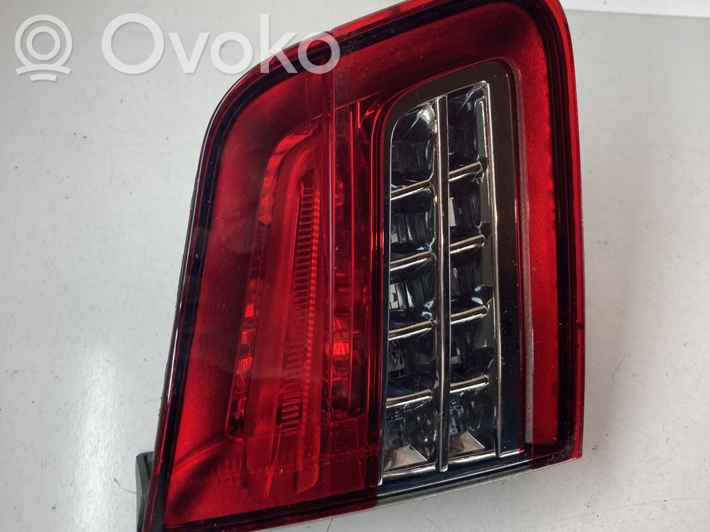 Citroen C5 Aizmugurējais lukturis pārsegā 
