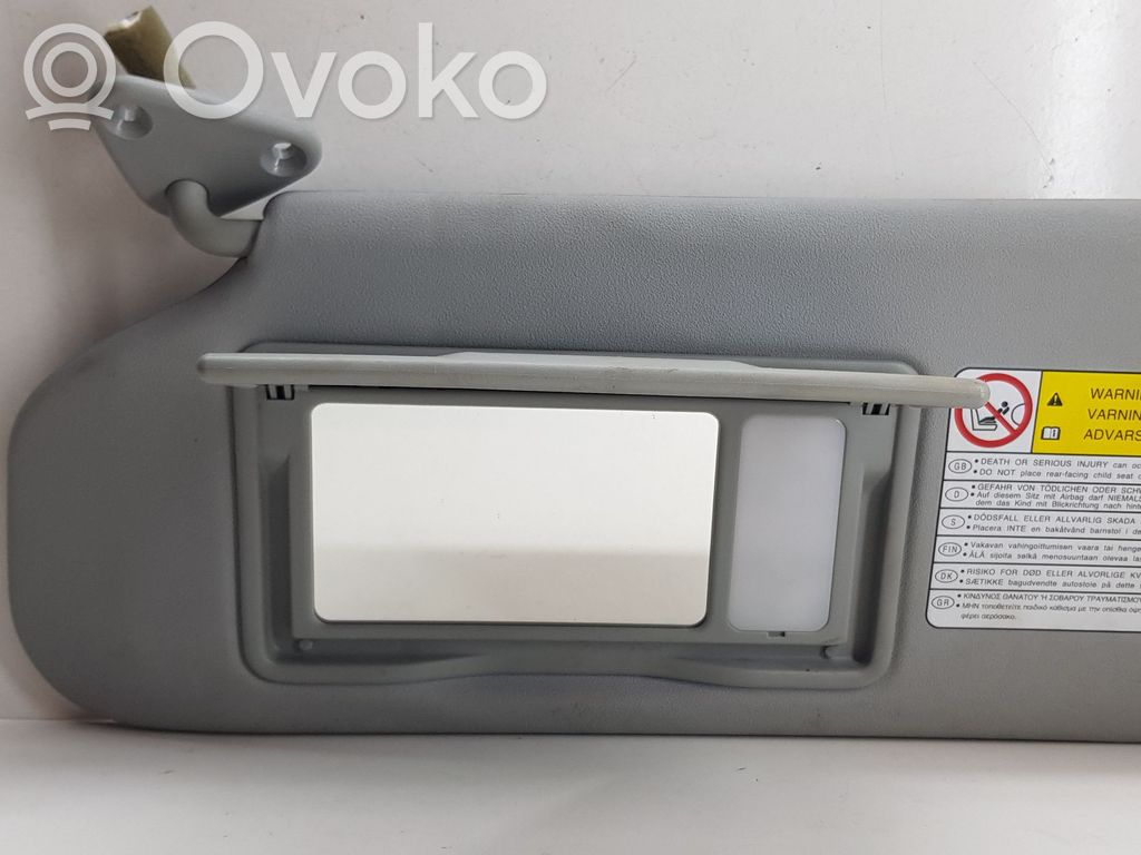 Sun visor