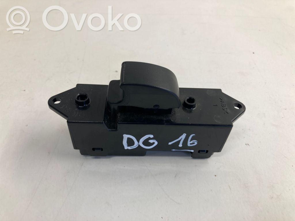 Citroen C-Crosser Electric window control switch 
