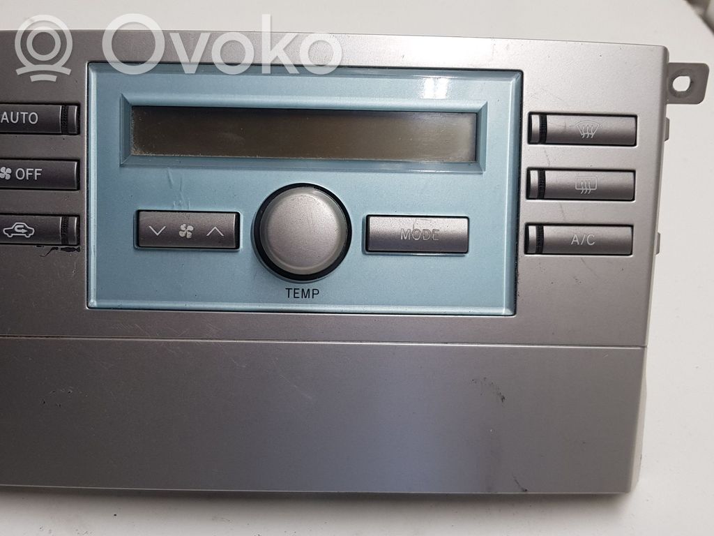 Toyota Corolla Verso AR10 Climate control unit 