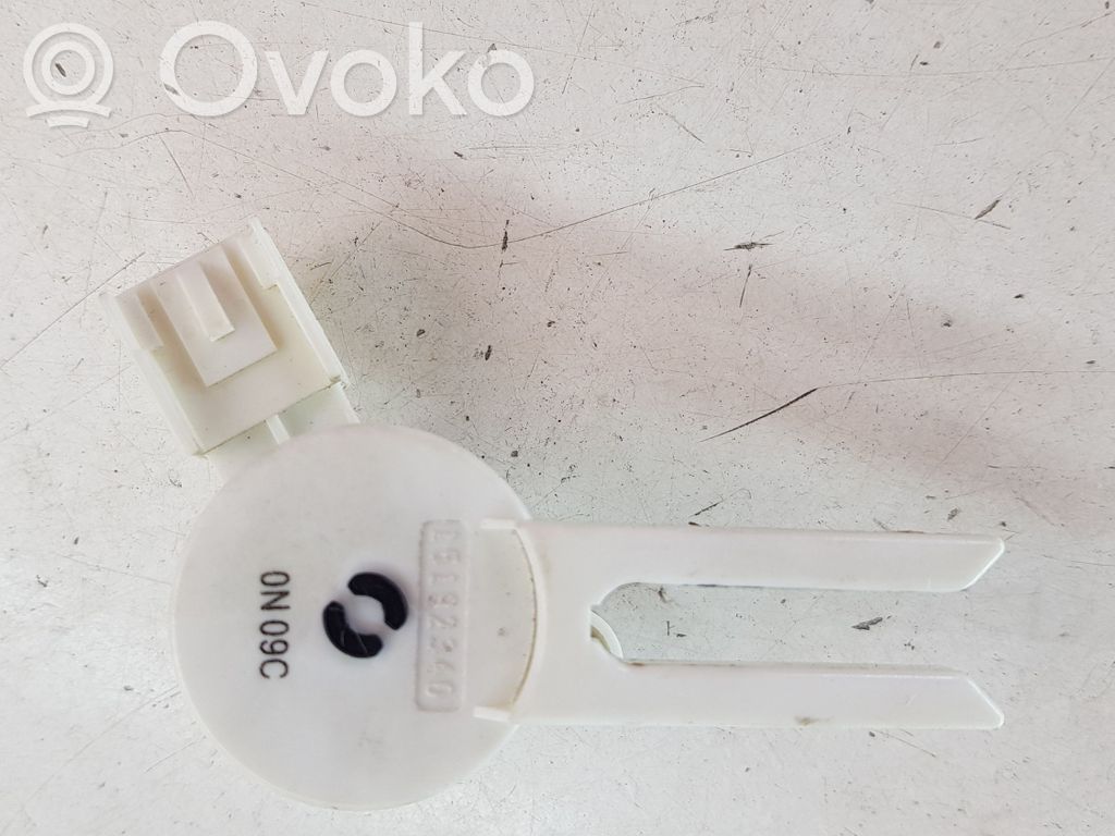Opel Astra J Sensor del pedal de embrague 